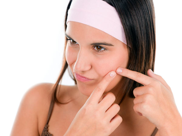 DIY Vitamin C, Honey And Lavender Oil Face Mask To Prevent Acne