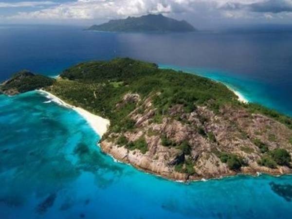 నార్త్ సెంటినల్ ఐలాండ్: నార్త్ సెంటినల్ ఐలాండ్: