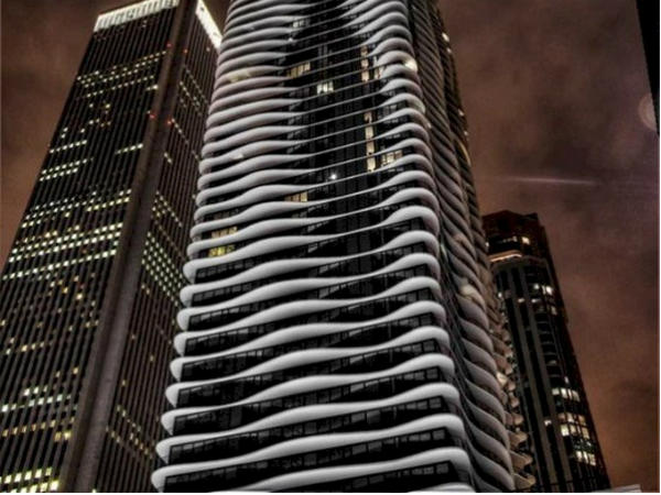 ఆక్వా టవర్:.