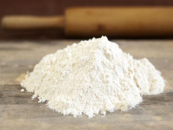 diy-homemade-rice-flour-rose-water-pack-remove-whiteheads