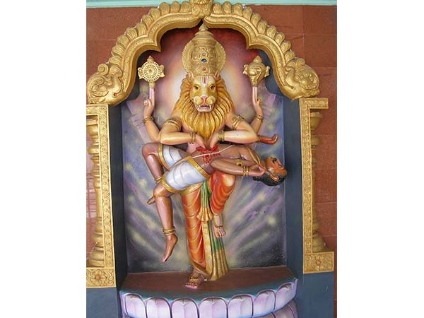 4. నృసింహావతారము లేదా నరసింహావతారము: 