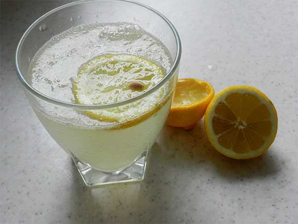 నిమ్మరసం