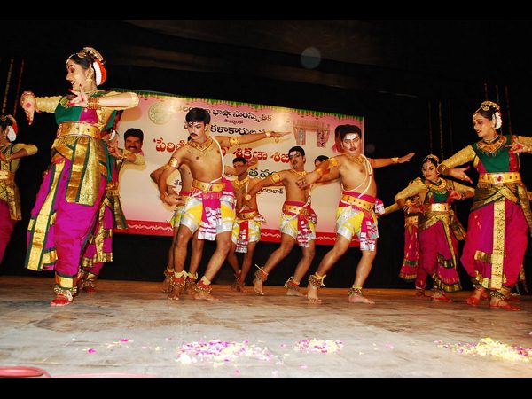 108 నెంబర్ కు ఉన్న ప్రాముఖ్యత ఏంటి?