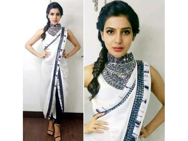 9. వైట్ అండ్ బ్లూ డ్రెస్: