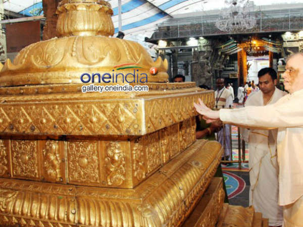 మీకోర్కెలు నెరవేరాలంటే ద్వజస్థంభానికి ప్రదక్షిణలు చేయాండి..