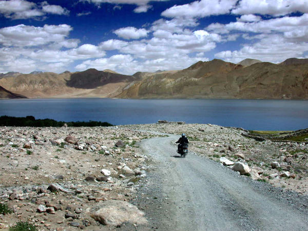 అయస్కాంతపు కొండ