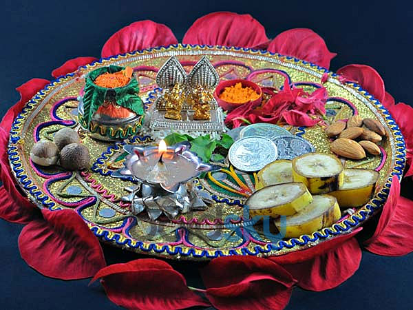 Auspicious Diwali Gifts - Festival of Lights