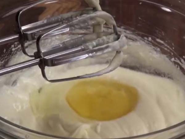 Chocolate Chips Cake For Diwali