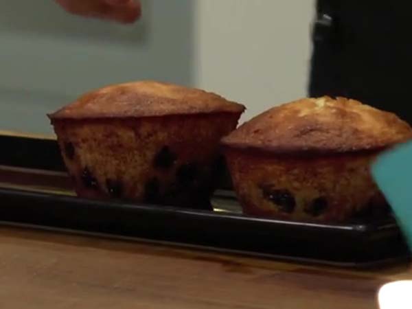 Chocolate Chips Cake For Diwali