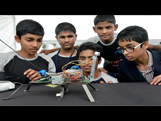 ఇంటి పనులు చేయడంలో ఫేమస్ అయిన డొమస్టిక్ రోబోలు ఇంటి పనులు చేయడంలో ఫేమస్ అయిన డొమస్టిక్ రోబోలు