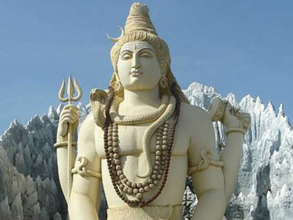 మాట తప్పాడు