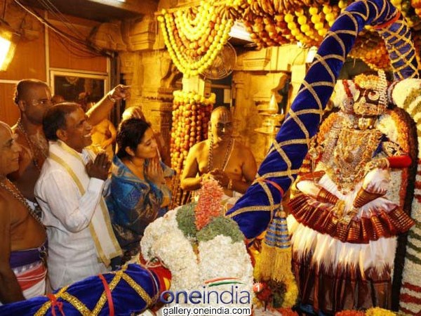 స్వామి పుష్కరిణి :