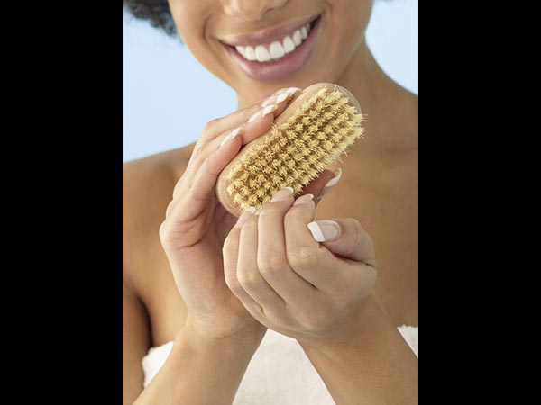 సెల్యులైట్ బారి పడకుండా కూడా జాగ్రత్తపడవచ్చు.