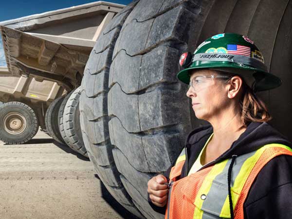 హాల్ ట్రక్ డ్రైవర్