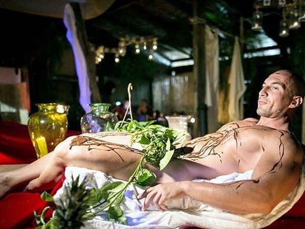 ఏం ఆలోచిస్తున్నారు, 