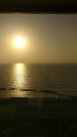 ను చనిపోయే ముందు ఆ సముద్రం వ్యూ ని ఫోటో తీసి ఫేస్ బుక్ లో అప్ లోడ్ చేశాడు. 