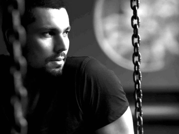 ఆమె ఏం దుస్తులు ధరించాలో చెప్పద్దు