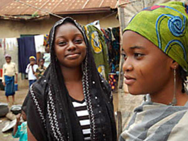 6. సెంచురీ కోట్టాడు, చివరికి వికెట్ పడింది