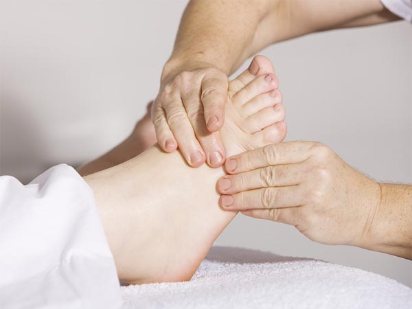 3. స్ర్కబ్బింగ్ అండ్ క్లీనింగ్ : 