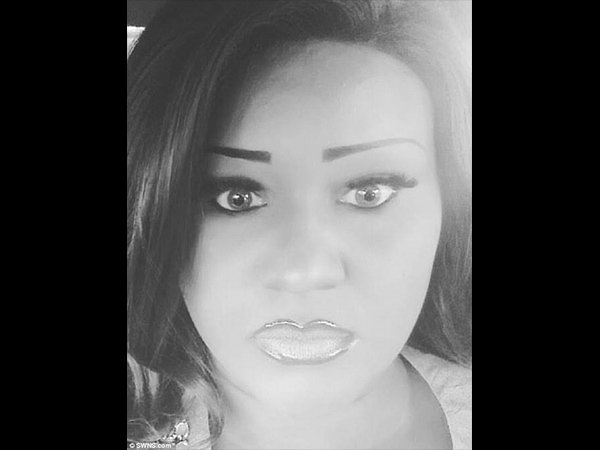 ఆమె ఎవరంటే :