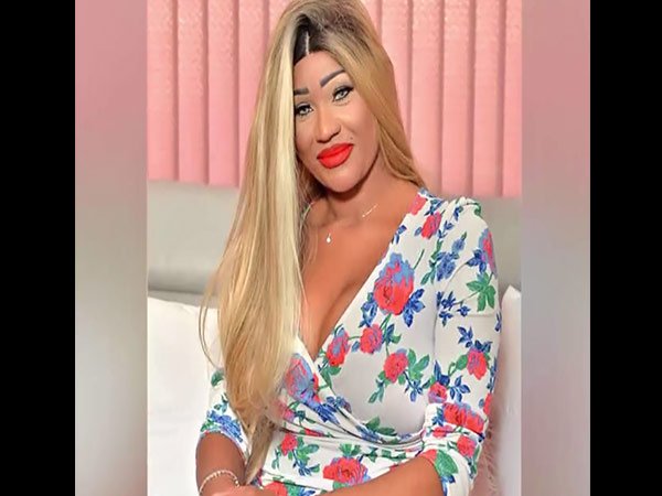 తన సౌదర్యం పై అంతక ముందు నుండే ఎన్నో ప్రయోగాలు చేసేది :