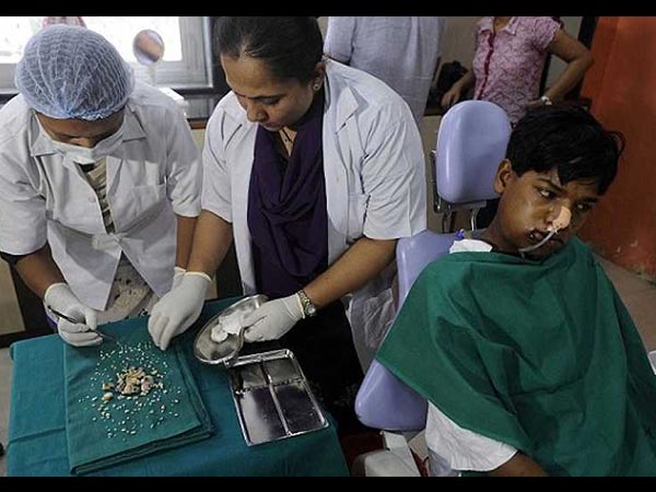 అతను తన ఆరోగ్య పరిస్ధితి వల్ల బాధపడుతున్నాడు...