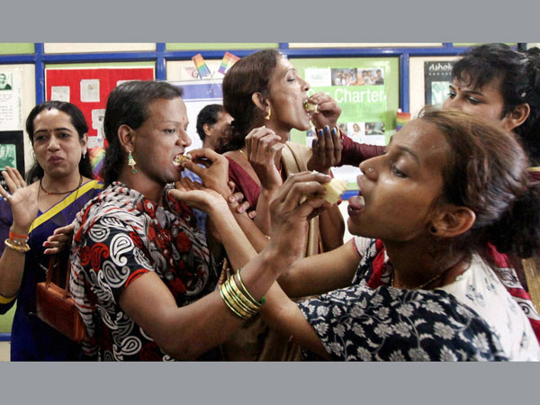 ప్రత్యేకమైన ఆహార నియమాన్ని పాటిస్తారు :