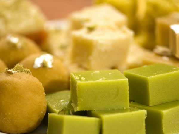 స్వీట్లకి వాడే దినుసులలో కల్తీ వలన 