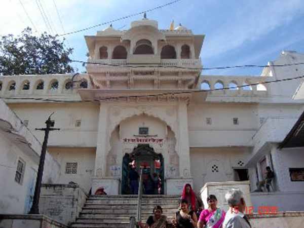 శ్రీ మెహేందిపూర్ బాలాజీ :