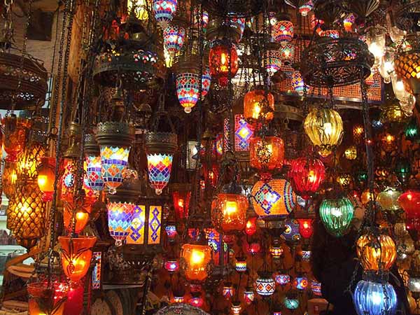 Let This Diwali Be Glittering And Picture Perfect