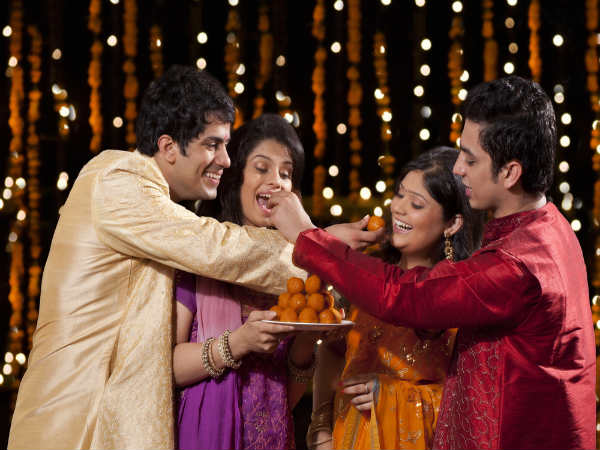 6. మీ బంధానికి సంబంధించిన ప్ర‌తి వార్షికోత్సవం