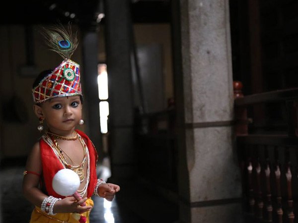 1) దేవుడి ప్రతిరూపాలు