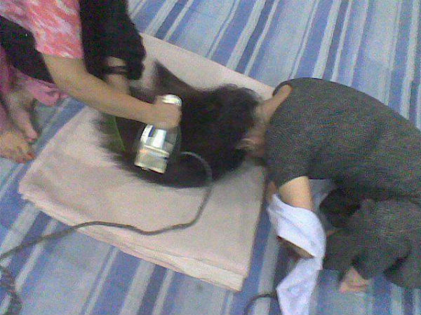 13. జుట్టు కాలినా ఫర్వాలేదు.. త్వరగా ఆరాలి