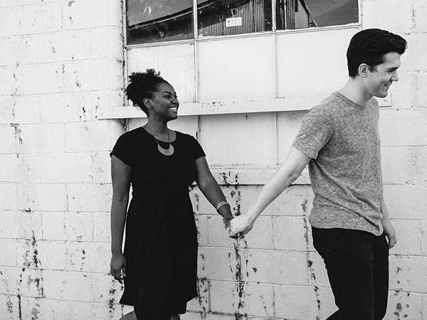 పోర్చుగీస్ దేశ‌స్థులు