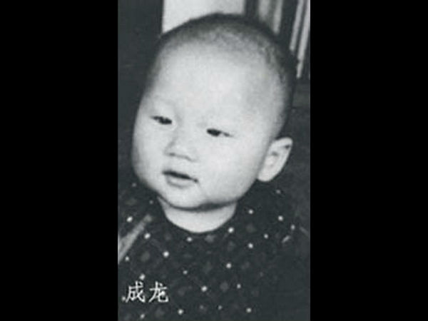 జాకీచాన్ ఎక్కువ చదువుకోలేదు