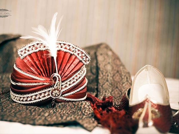 ఈ ఆచారం చనిపోయిన పిల్లల యొక్క కుటుంబాల మధ్య జరుగుతుంది :