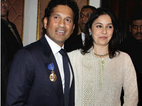 పరిచయం ఉన్న అమ్మాయి ఆమె ఒక్కరే