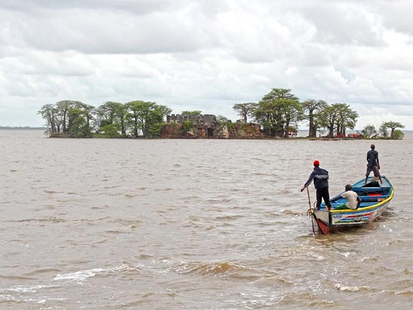 8. మహిళలే ఎక్కువ