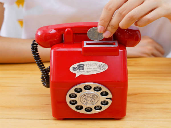 కాయిన్ బాక్స్ నుంచి ఫోన్