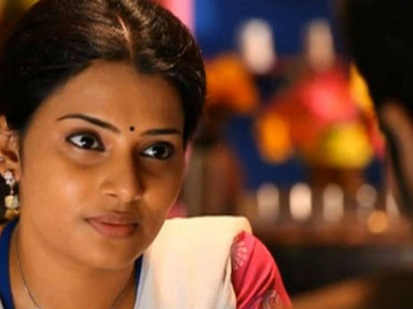 ఫొటోలు పంపాను