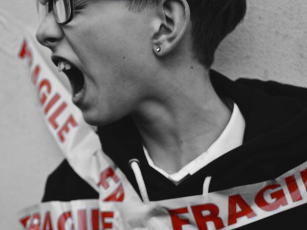 #9 విపరీతమైన కోపానికి లోనవుతారు : #9 విపరీతమైన కోపానికి లోనవుతారు :