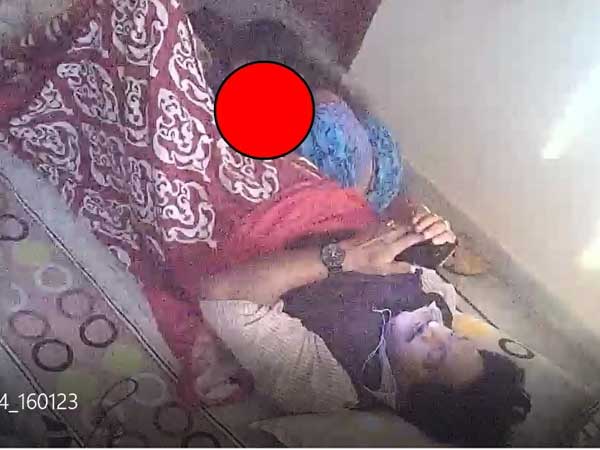 అందుకోసమే బెడ్ రూమ్ లోకి..