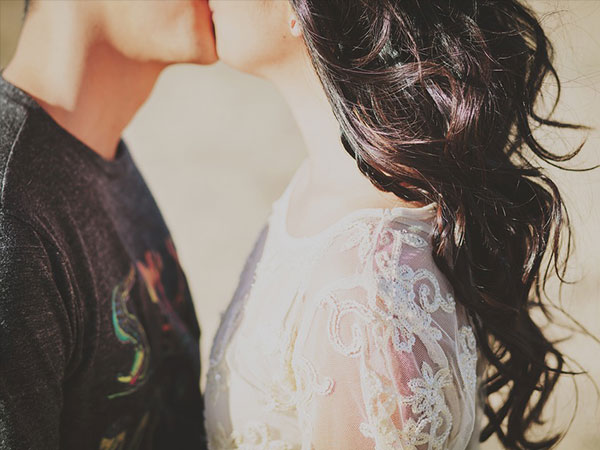 ఇంటి పనికే పరిమితం