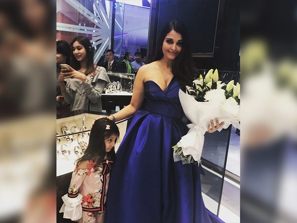 USP రంగు కలిగి ఉండడం 