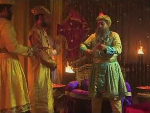 ఖిల్జీకి ఎదురు తిరిగి