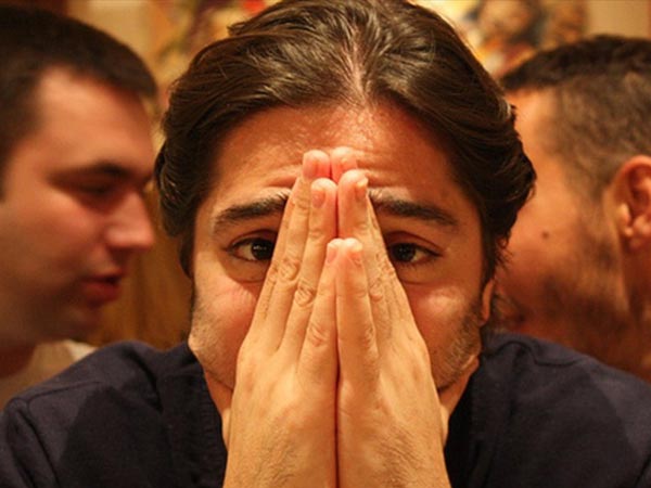 అప్పటికీ ఆయువు తీరలేదు అనుకుంటాడు