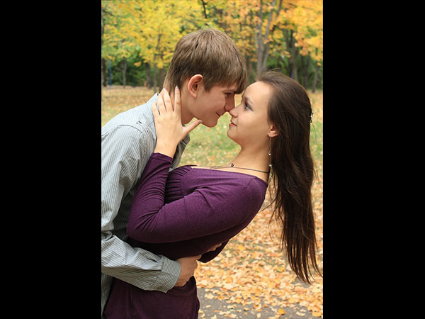 ఏజ్ లో చిన్నవాడే