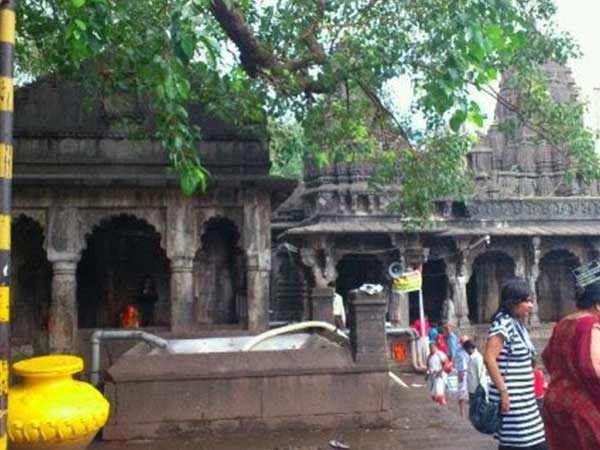 యోని రూపాలన్నీ.. కన్నులుగా మారుతాయి