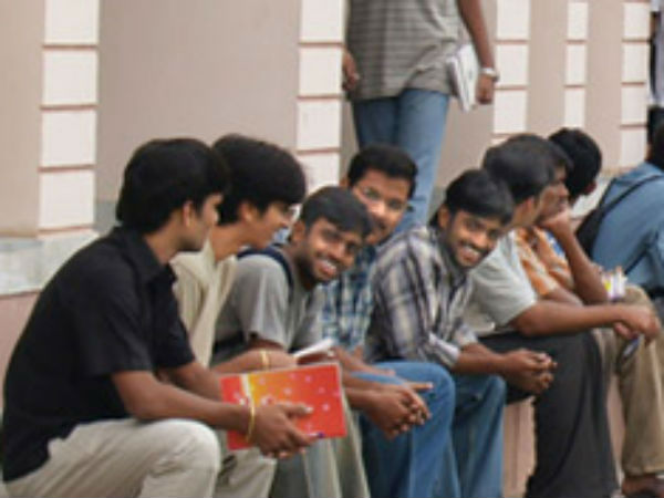 హైదరాబాద్ వెళ్లాడు