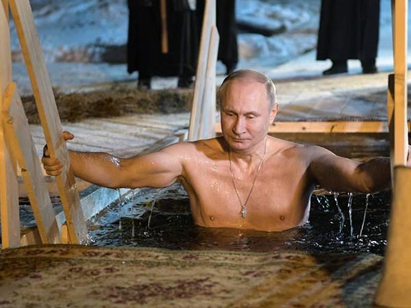 ప్రత్యేకత చాటుకున్నారు